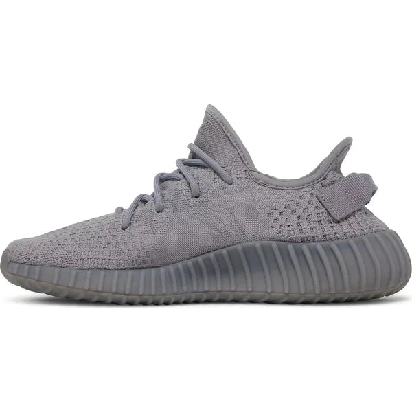Branded Sneakers 𝓨𝓮𝓮𝔃𝔂 𝕭𝖔𝖔𝖘𝖙 𝟯.𝟱𝟬 Steel Grey
