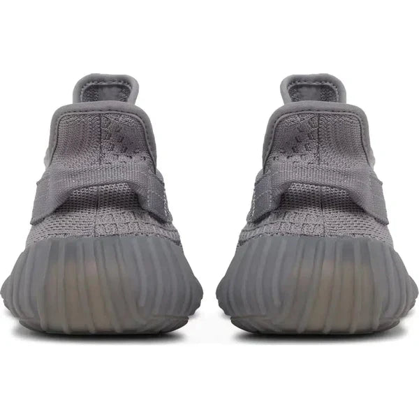 Branded Sneakers 𝓨𝓮𝓮𝔃𝔂 𝕭𝖔𝖔𝖘𝖙 𝟯.𝟱𝟬 Steel Grey