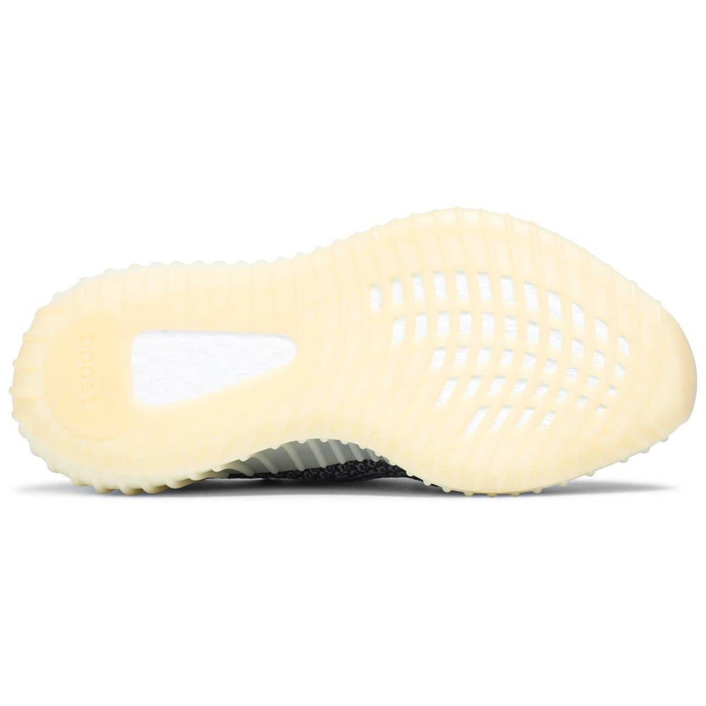 Branded Sneakers 𝓨𝓮𝓮𝔃𝔂 𝕭𝖔𝖔𝖘𝖙 𝟯.𝟱𝟬Carbon