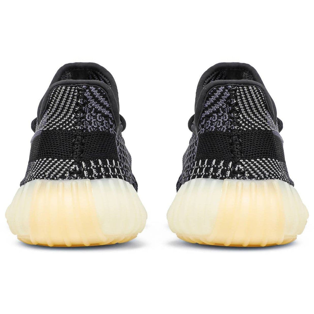 Branded Sneakers 𝓨𝓮𝓮𝔃𝔂 𝕭𝖔𝖔𝖘𝖙 𝟯.𝟱𝟬Carbon
