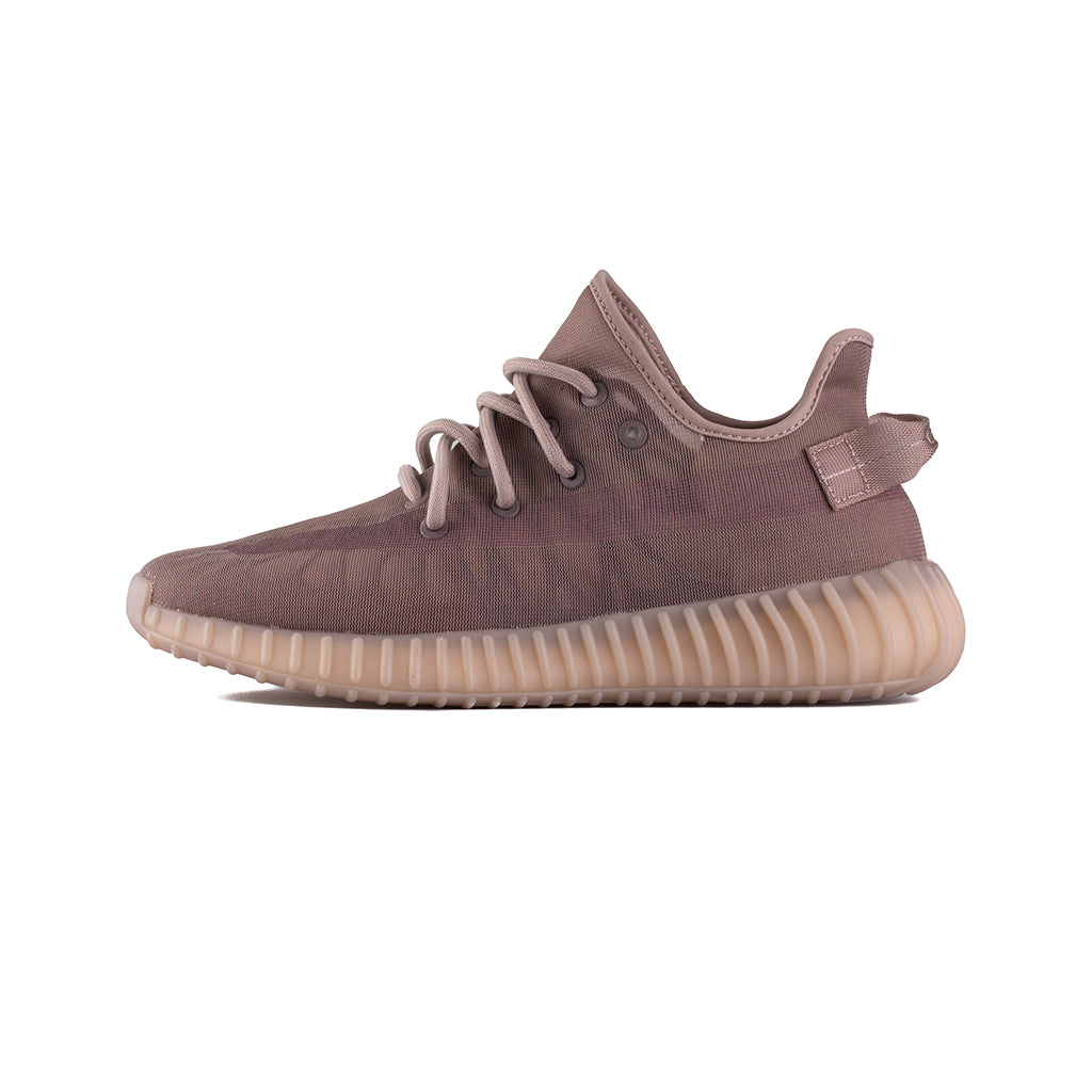 Branded Sneakers 𝓨𝓮𝓮𝔃𝔂 𝕭𝖔𝖔𝖘𝖙 𝟯.𝟱𝟬(Mono Mist/Mono Mist/Mono Mist)