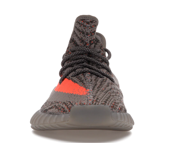 Branded Sneakers 𝓨𝓮𝓮𝔃𝔂 𝕭𝖔𝖔𝖘𝖙 𝟯.𝟱𝟬 Beluga Reflective