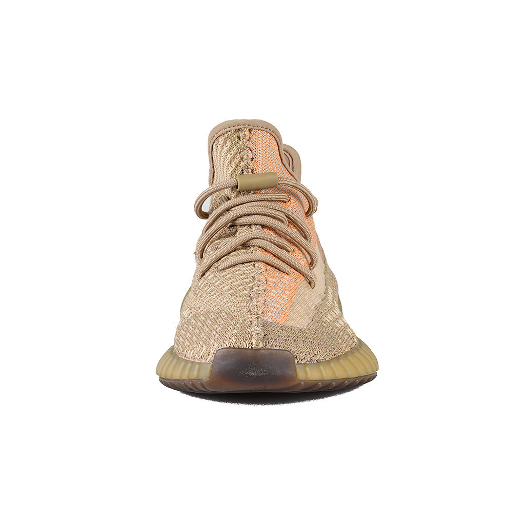 Branded Sneakers 𝓨𝓮𝓮𝔃𝔂 𝕭𝖔𝖔𝖘𝖙 𝟯.𝟱𝟬(Santau/Santau/Santau)