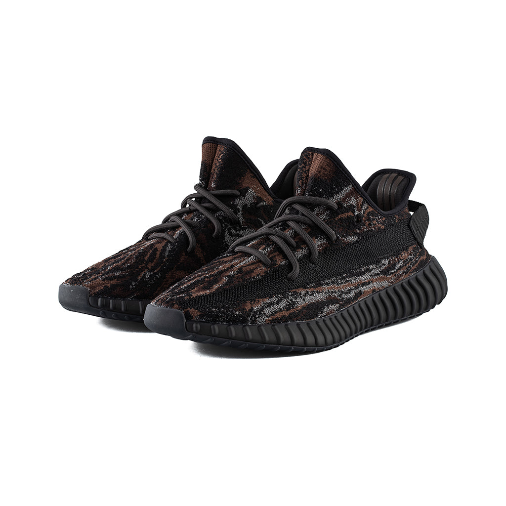 Branded Sneakers 𝓨𝓮𝓮𝔃𝔂 𝕭𝖔𝖔𝖘𝖙 𝟯.𝟱𝟬(MX ROC/MX ROC/MX ROC)