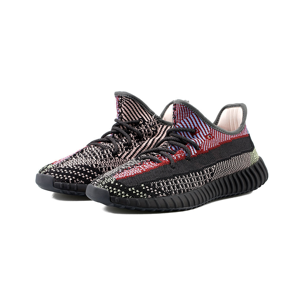 Branded Sneakers 𝓨𝓮𝓮𝔃𝔂 𝕭𝖔𝖔𝖘𝖙 𝟯.𝟱𝟬(Yecheil/Yecheil/Yecheil)