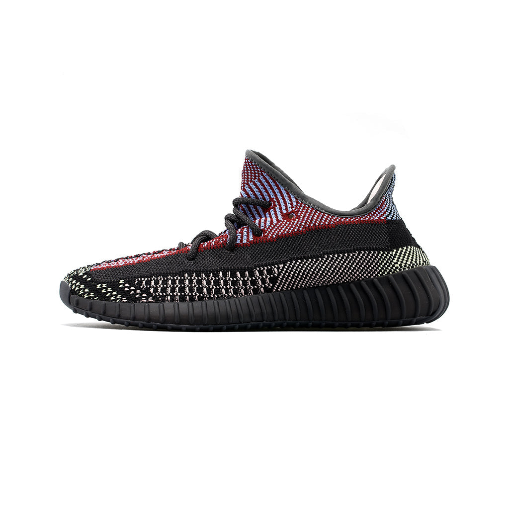 Branded Sneakers 𝓨𝓮𝓮𝔃𝔂 𝕭𝖔𝖔𝖘𝖙 𝟯.𝟱𝟬(Yecheil/Yecheil/Yecheil)